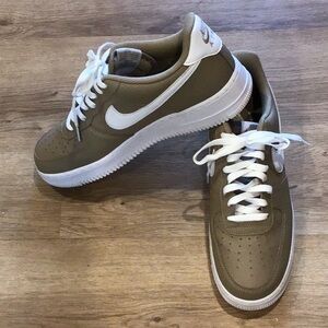 Nike Men's Olive and White Sneakers